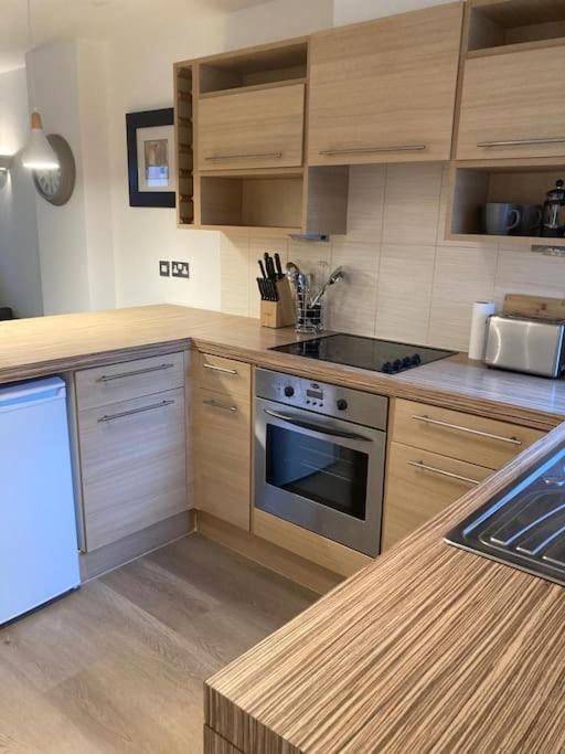 Apartment Park - Cosy 1 Bedroom *