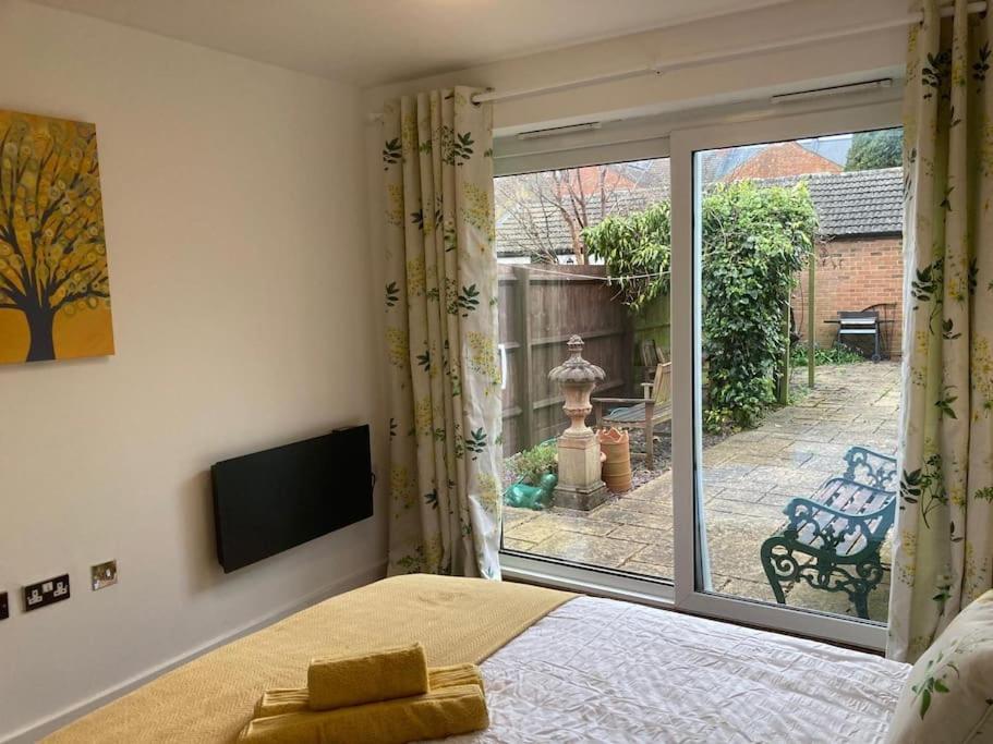 Park - Cosy 1 Bedroom Apartment Northampton
